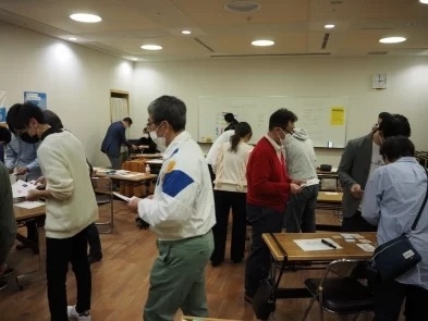 「SDGs de 地方創生カードゲーム」体験会の様子